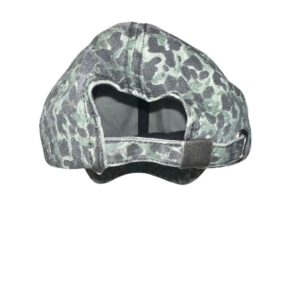 ▶️ Anthropologie ◀️ Animal Print Camouflage Hat.